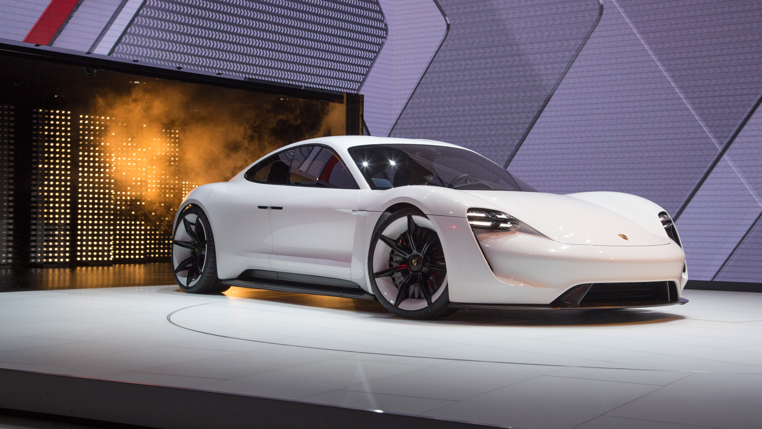 Porsche shares plunge after announcing EV rollout delay